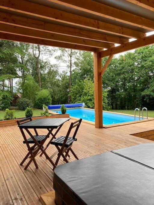 Lodge La Courrege Larche  Exterior foto